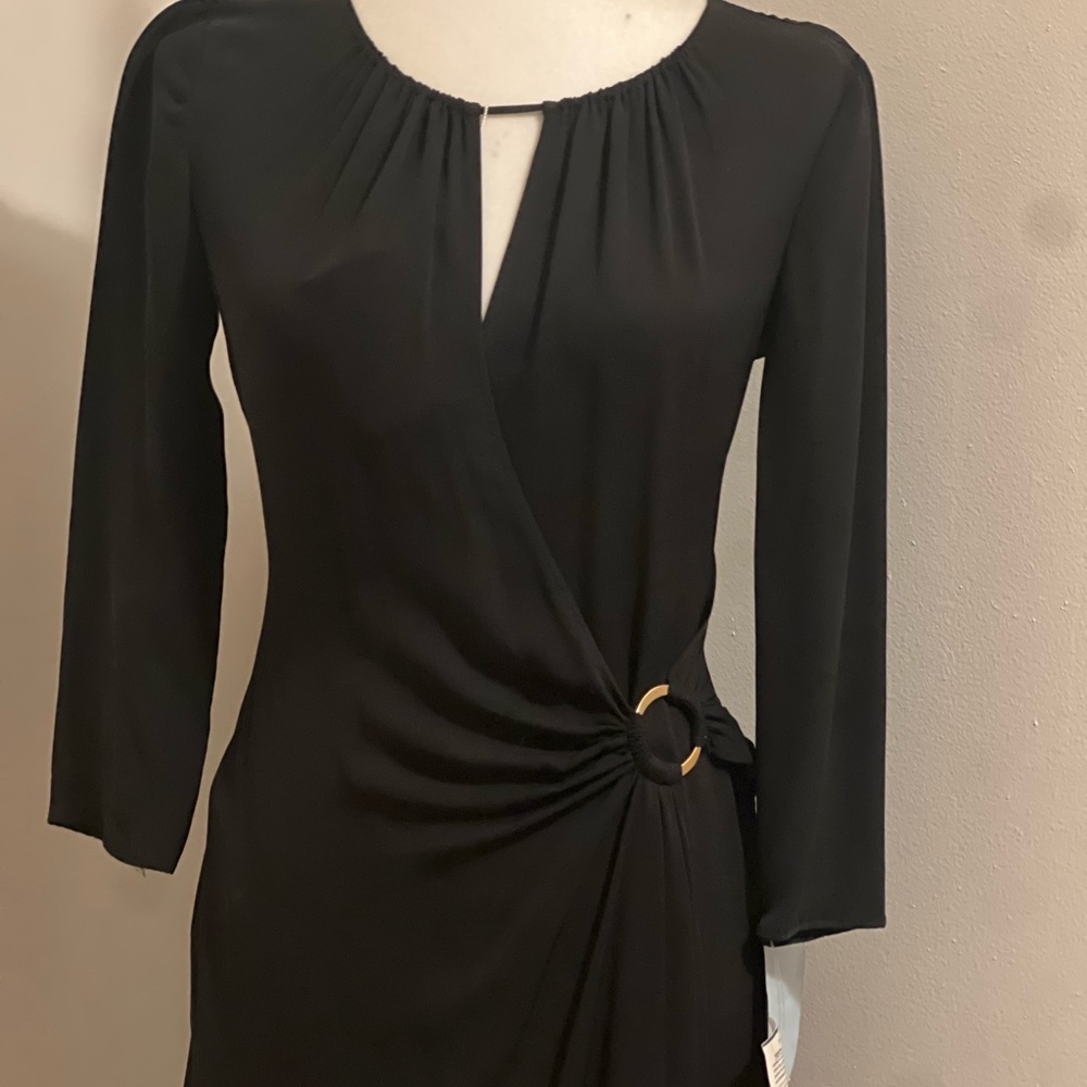 Elegant & classic Emilio Pucci dress. This dress exudes Italian confidence.